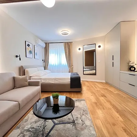 28- Luxury Podgoriçe