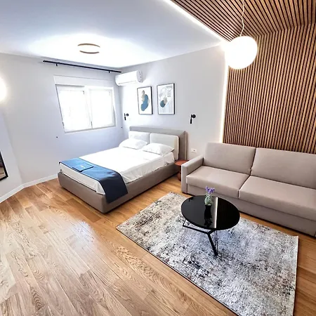 28- Luxury Apartmán *