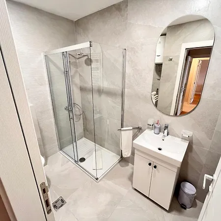28- Luxury Подгорица