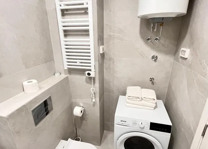 28- Luxury * Подгориця